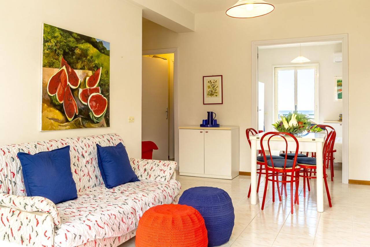 La Casa Di Stefe Appartement Giardini-Naxos Buitenkant foto