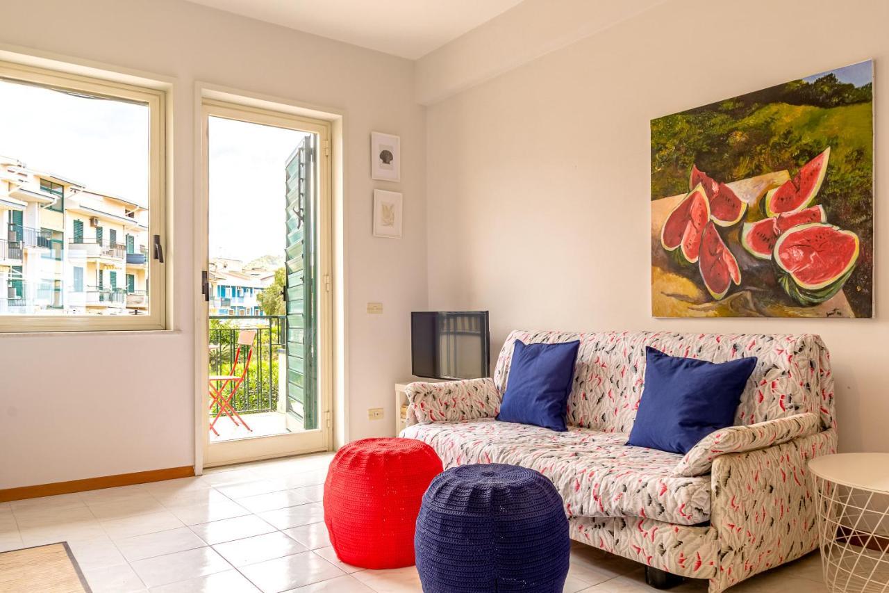 La Casa Di Stefe Appartement Giardini-Naxos Buitenkant foto